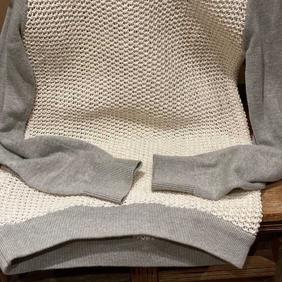 SI-IAE cable knit sweater - Picture 5 of 7